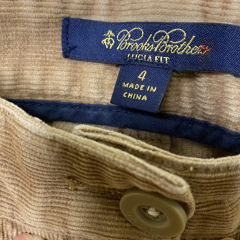 Brooks Brothers Women's Lucua‎ Fit Corduroy